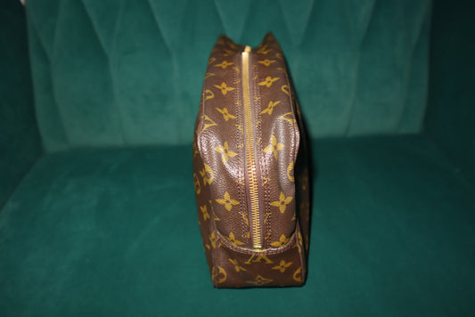Louis Vuitton Monogram Truth Toilette 28 Clutch Bag Brown Pre-Loved (1)