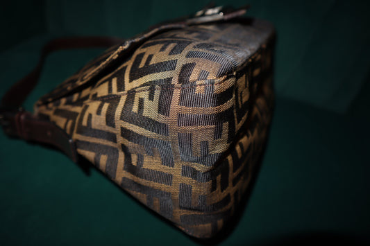 Pre-Owned Fendi L Zucca Shoulder Bag