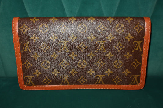 Louis Vuitton Monogram Pochette Dame PM Envelope Clutch Pre-Loved