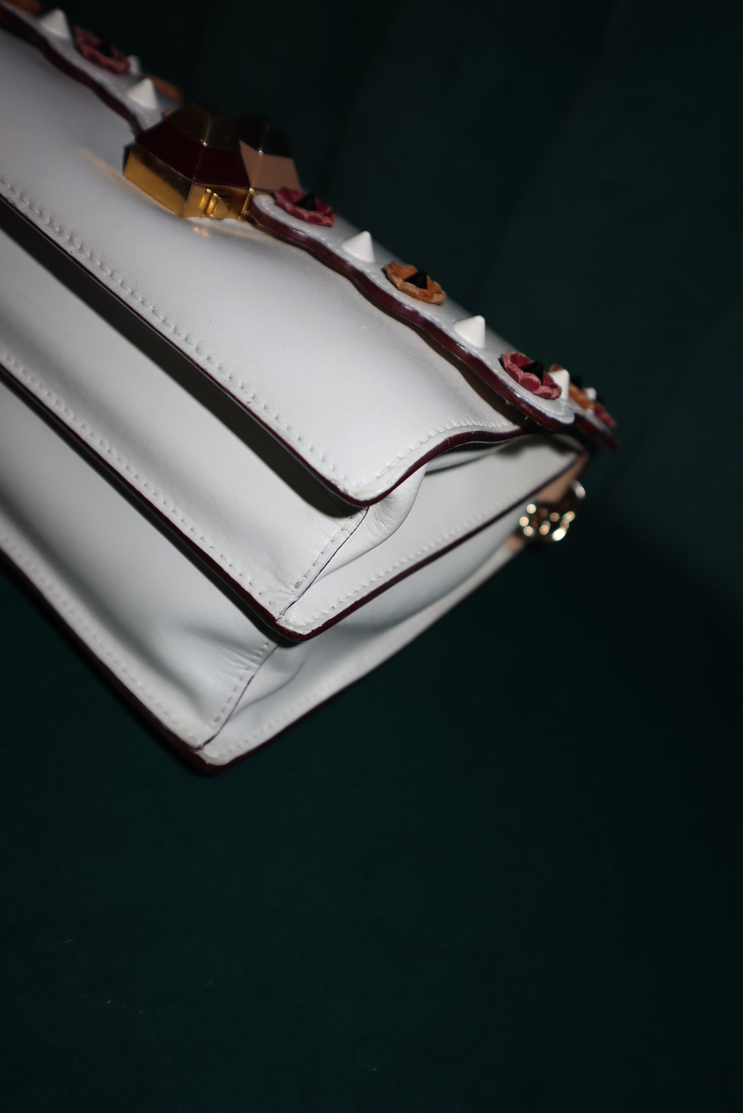 Fendi White Leather Flower-Appliqué Chain Shoulder Bag