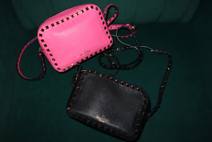 Valentino Garavani Rockstud Pink Leather Crossbody – Pyramid-Stud Detail