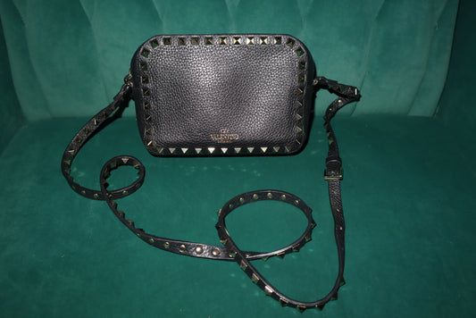 Valentino Garavani Rockstud Black Leather Crossbody – Stud Trim Luxury Bag