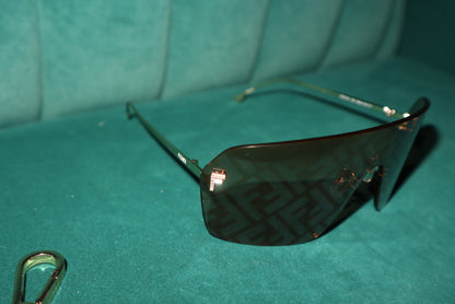 FENDI monogram sunglasses ￼