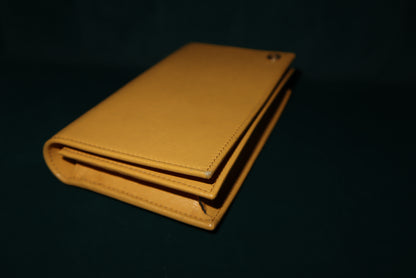 Gucci Wallet-on-Chain (WOC) Yellow Leather – Gold Hardware, Dust Bag & Box Included (Corner Rubs)