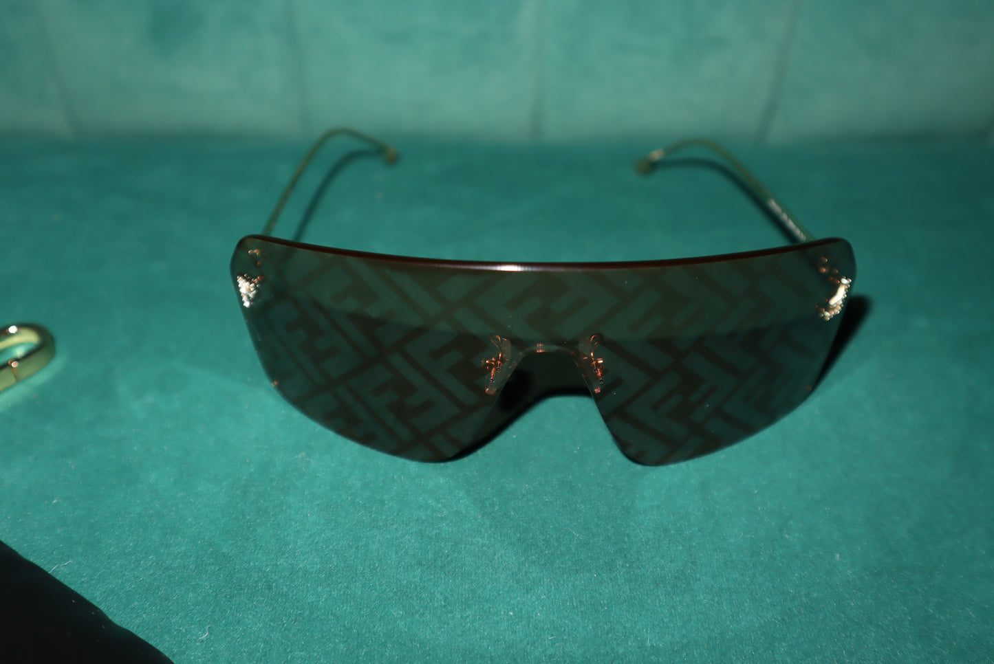 FENDI monogram sunglasses ￼