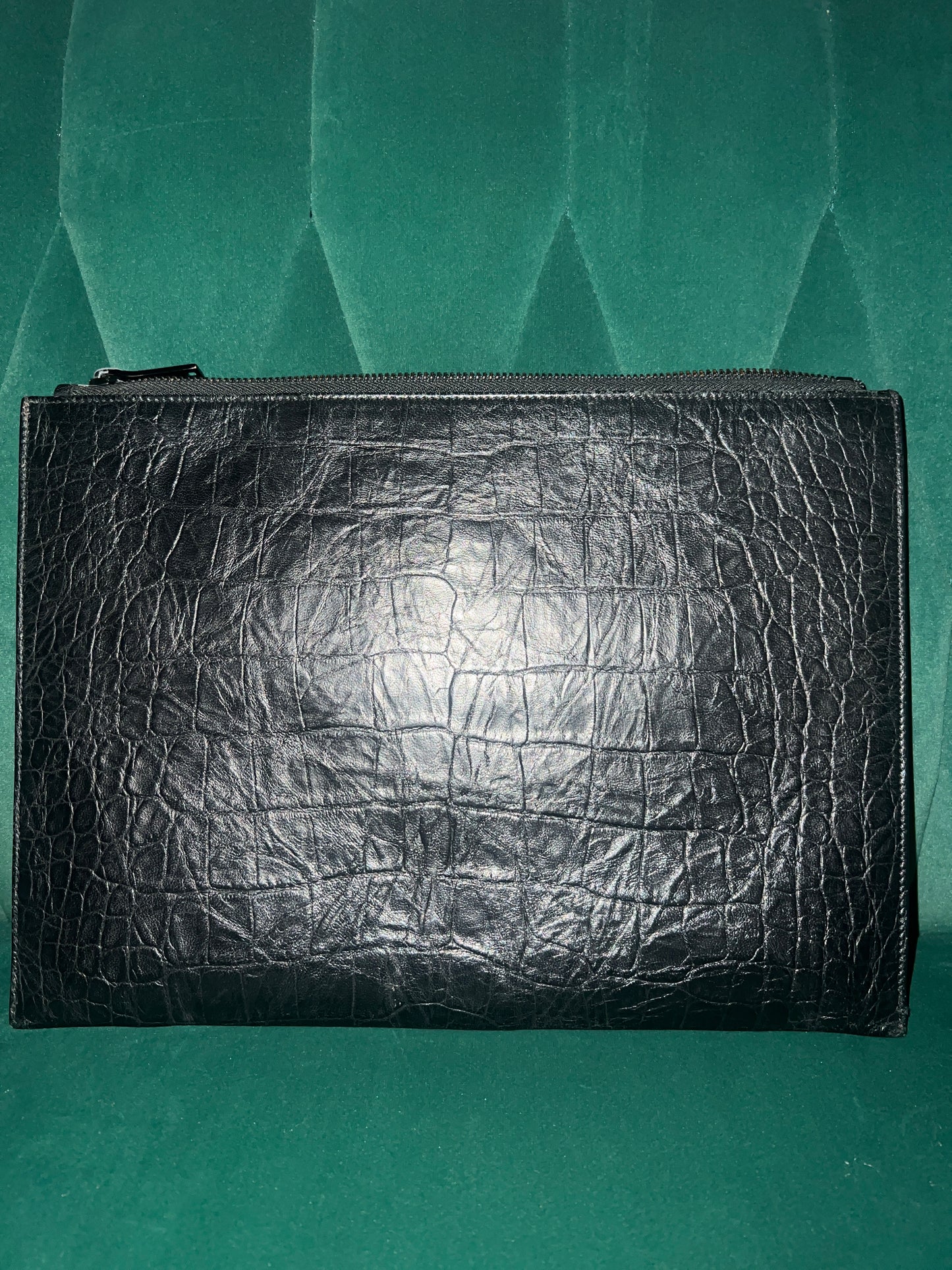 Saint Laurent Calfskin Crocodile Embossed Monogram Document Holder Black Pre-Owned Medium