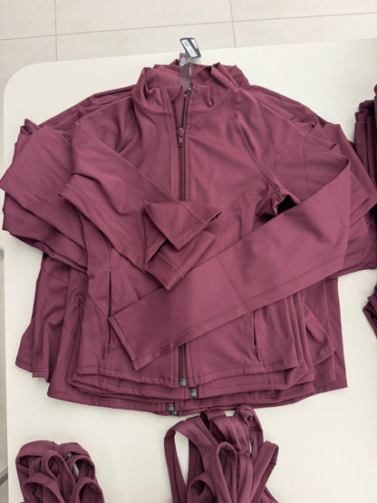InStore Pick up : SKIMS NIKE (4 pc)