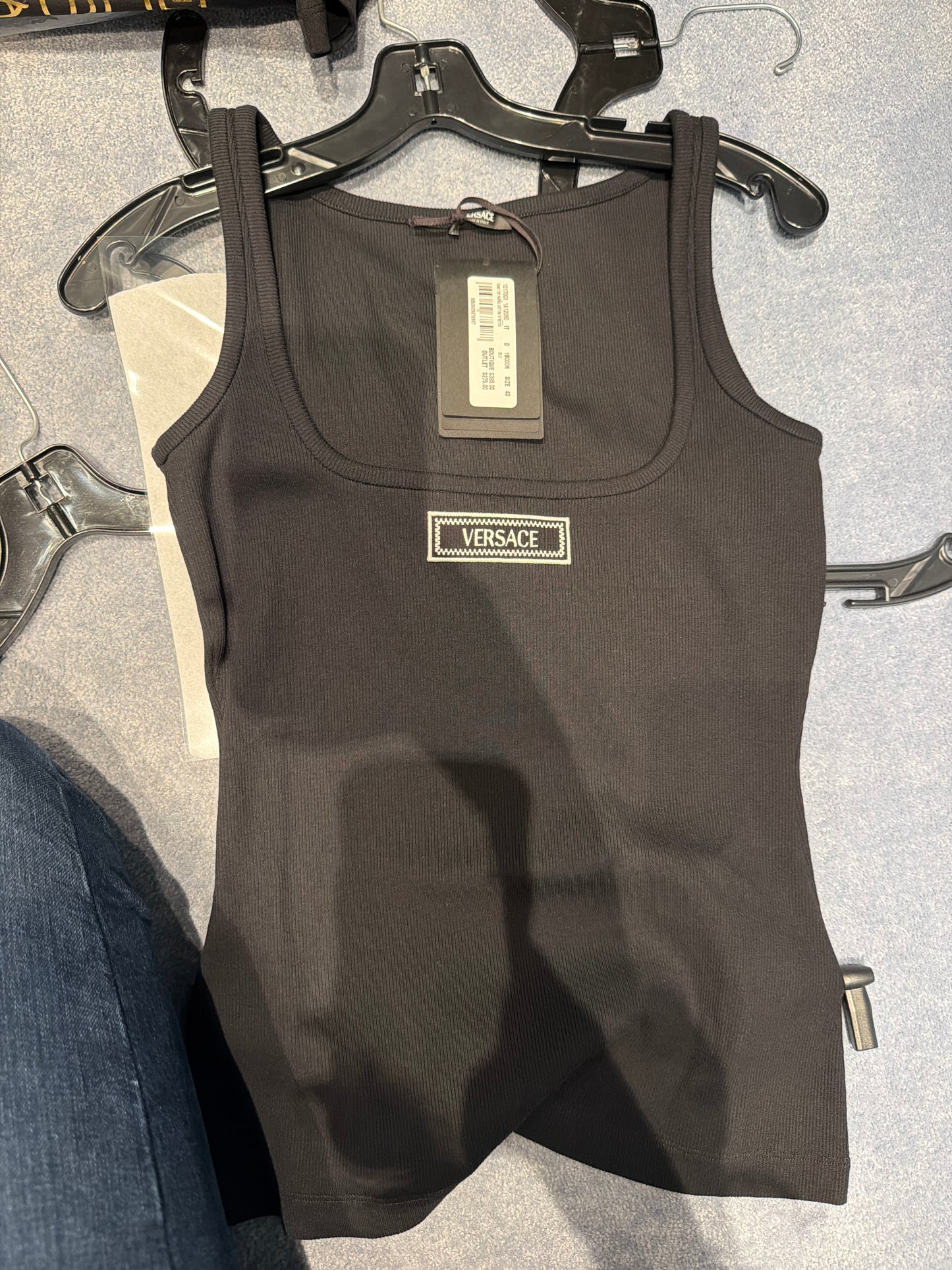 InStore Pick up : Monique