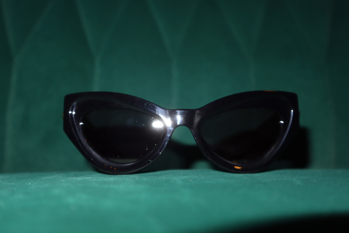 FENDI Black cat eyes