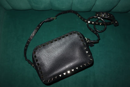 Valentino Garavani Rockstud Black Leather Crossbody – Stud Trim Luxury Bag