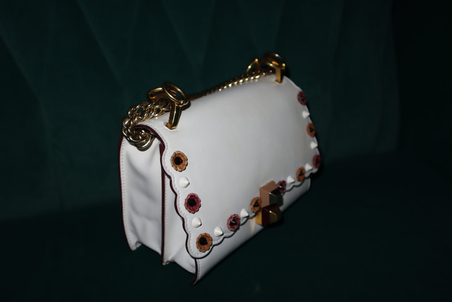 Fendi White Leather Flower-Appliqué Chain Shoulder Bag