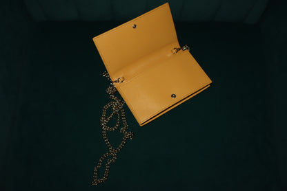 Gucci Wallet-on-Chain (WOC) Yellow Leather – Gold Hardware, Dust Bag & Box Included (Corner Rubs)