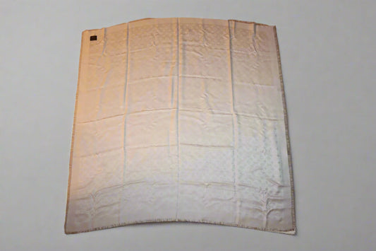 Louis Vuitton Cream Scarf Pre-Owned