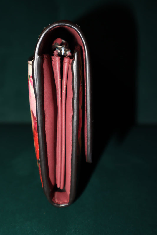 Gucci_GG_Supreme_Blooms_Continental_Wallet_Elegant_Floral_Design_in_Beige_and_Dry_Rose_Pre-Owned_8