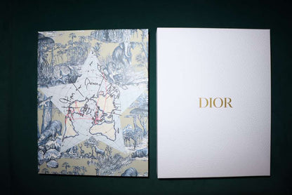 Dior Gift Set Notebook & Pencils Limited Edition Around The World