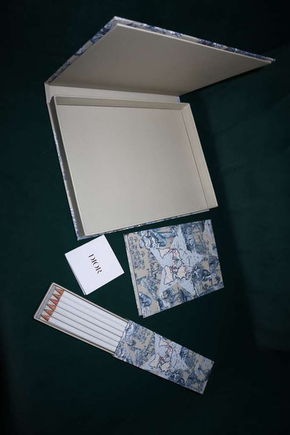 Dior Gift Set Notebook & Pencils Limited Edition Around The World