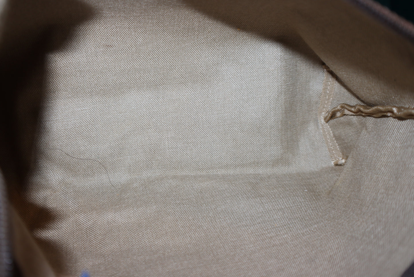 Gucci GG Supreme Beige Large pouch Pre-Loved