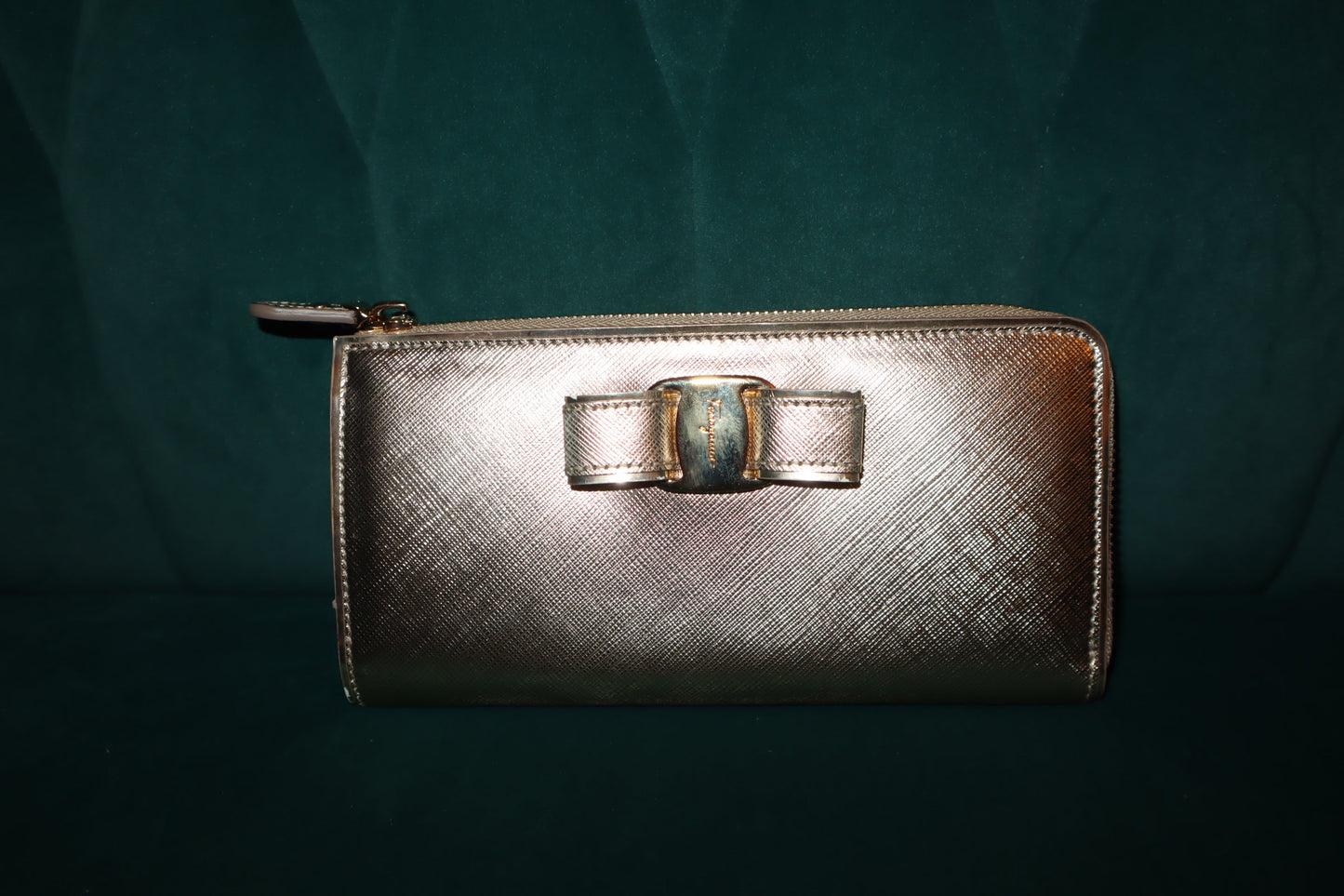 Salvatore Ferragamo Vara Gold Leather Wallet Pre-Loved