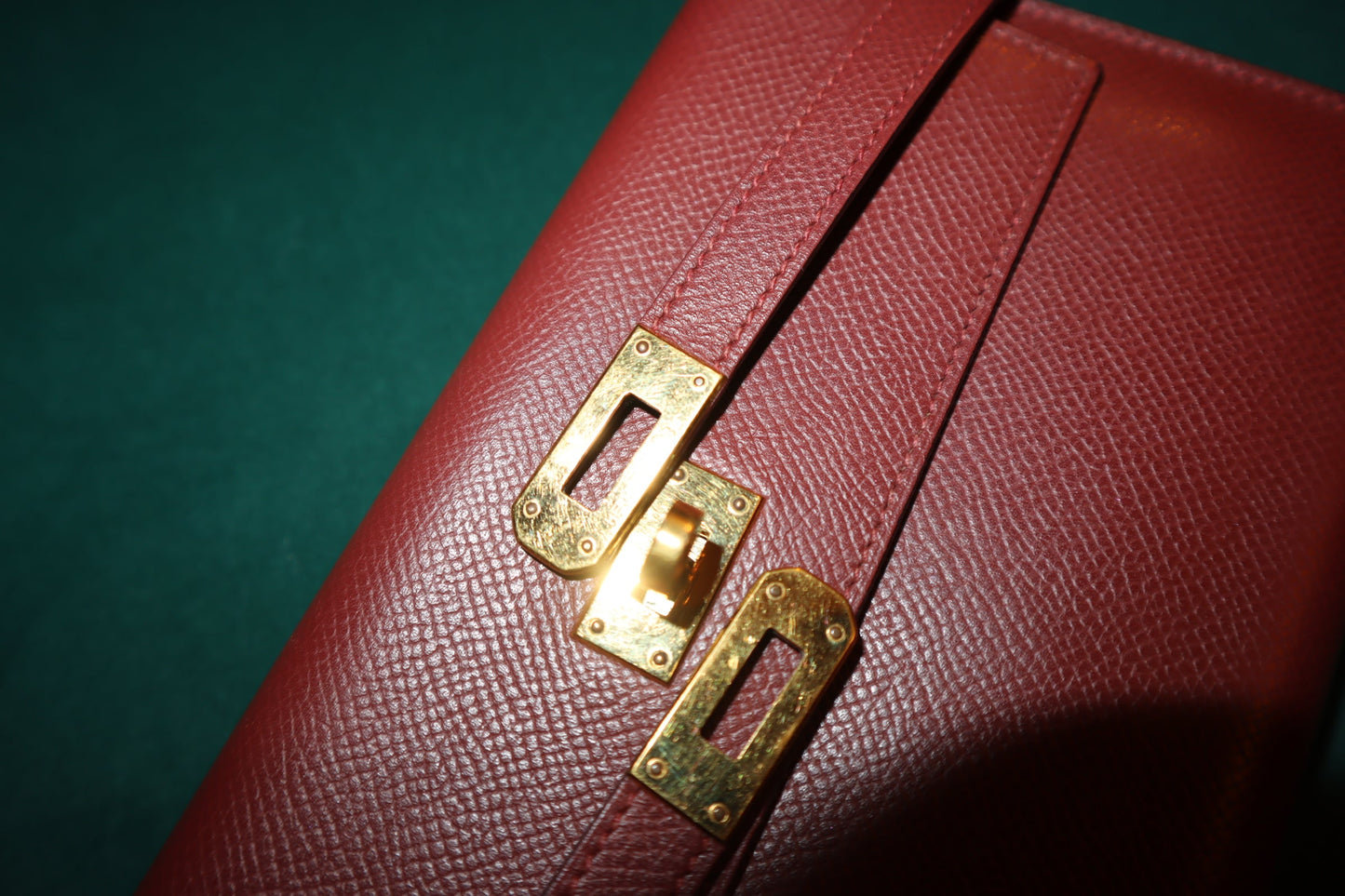 Hermes Ruby Epsom Leather Kelly Classic Wallet Pre-Loved